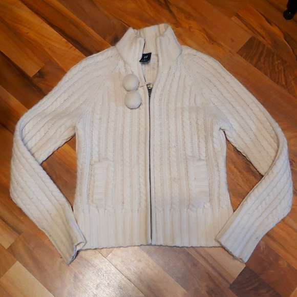 GAP Sweaters - Gap 100% lambswool sweater XSmall Zip front